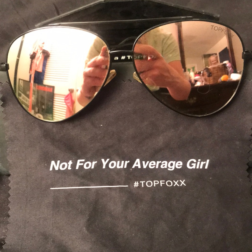 Topfoxx x Megan sunnies
